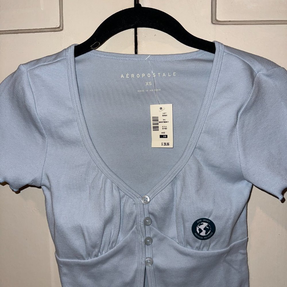 Flyaway Button-Front Cropped Tee - Picture 2 of 5